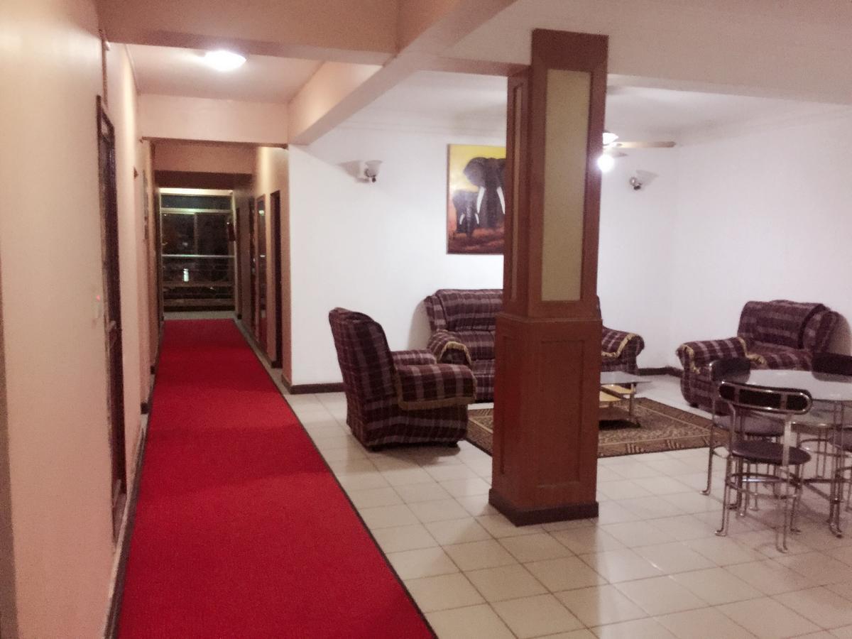 New Yuetan Hotel Daressalam Exterior foto